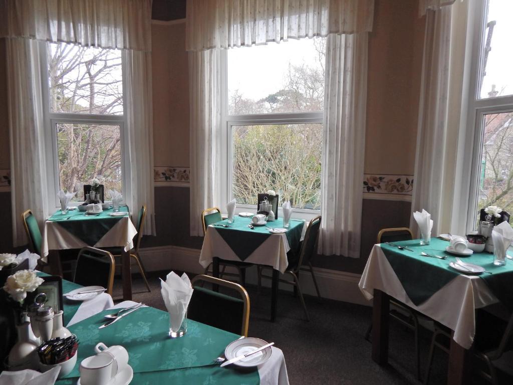 Somerton Lodge (Adults Only) Шанклин Екстериор снимка