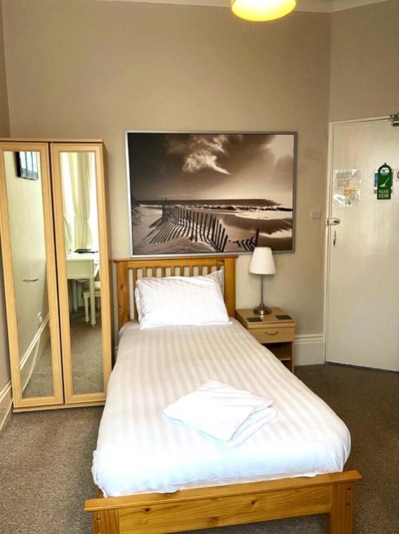 Somerton Lodge (Adults Only) Шанклин Екстериор снимка